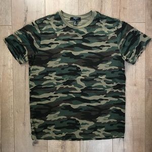 Men’s forever 21 medium cameo T-shirt